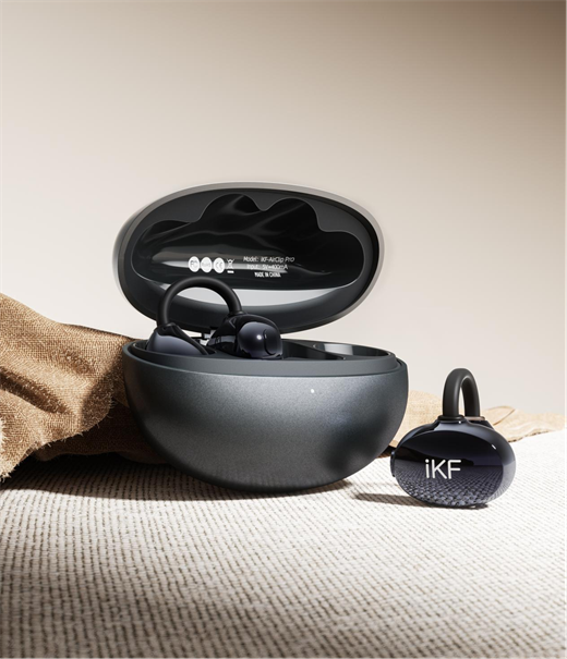 iKF与蒋依依共探耳夹魅力 诠释年轻音频新＂声＂代