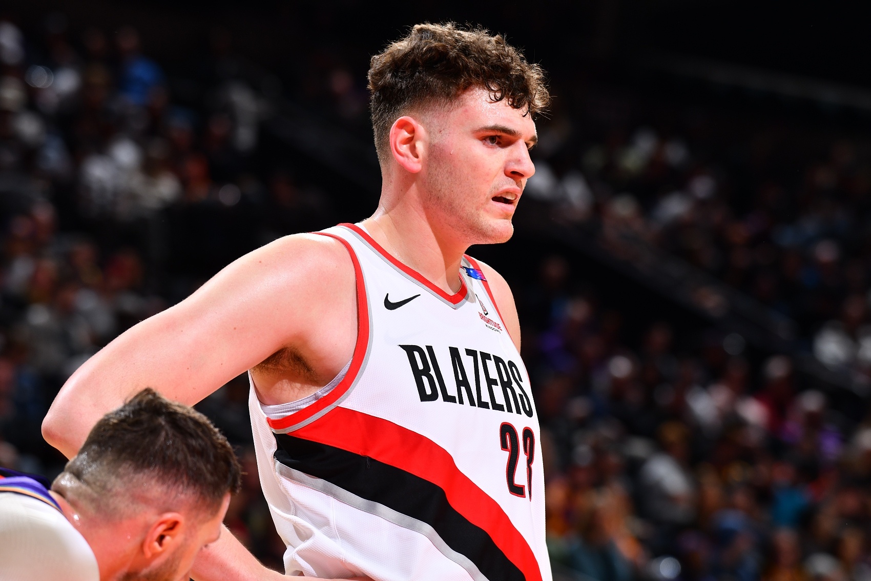 刘维伟：克林根现在挡拆外弹&弧顶策应的打法 跟杨瀚森越来越像了