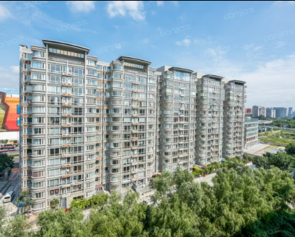 小区楼栋外观 图片来源：贝壳