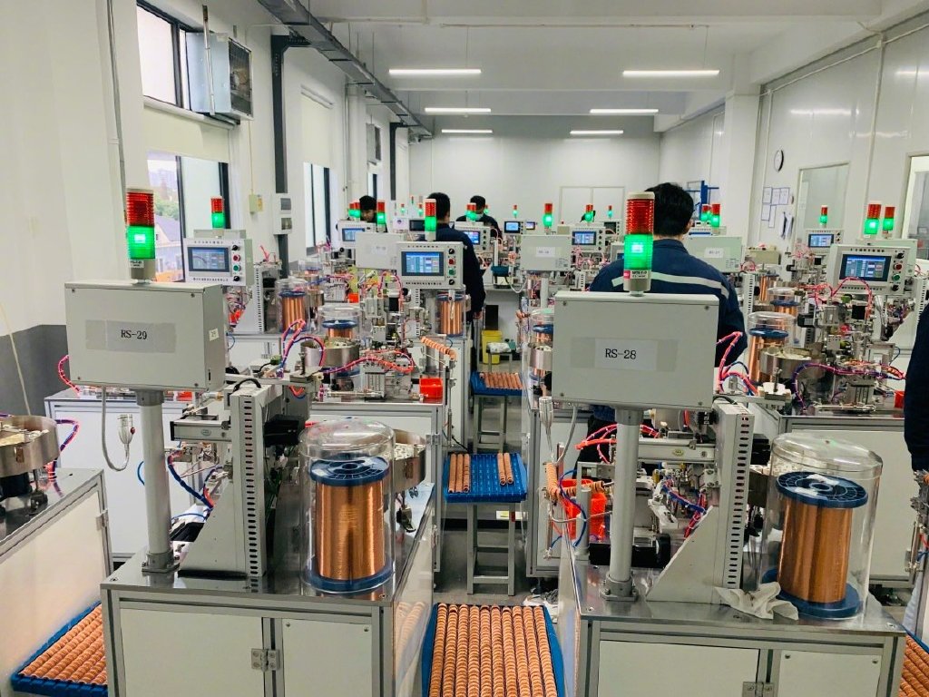 宁波中科毕普拉斯新材料科技有限公司生产车间。甬派资料图