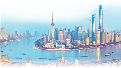 上海浦东陆家嘴地标建筑群。  人民网记者 王 初摄