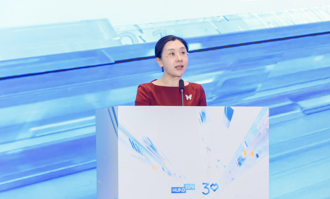 ｜广东粤财投资控股有限公司党委委员、副总经理陈秋霞