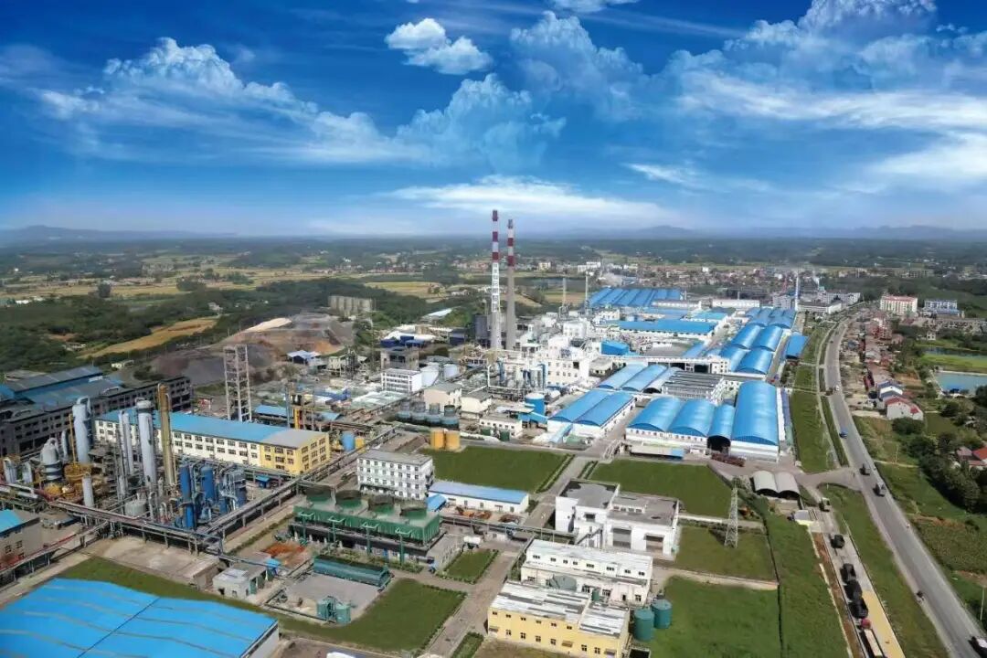 位于东宝区子陵铺镇的新洋丰工厂。 图片来源：