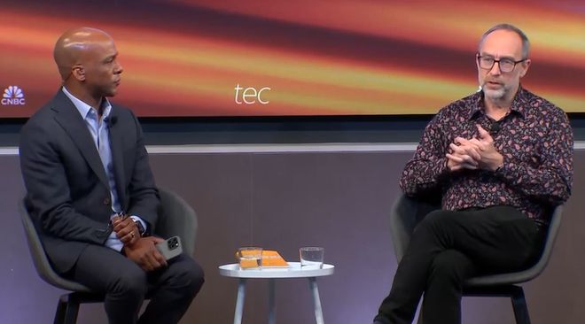 维基百科创始人谈Grokipedia:那么多夸马斯克的内容,能中立才怪