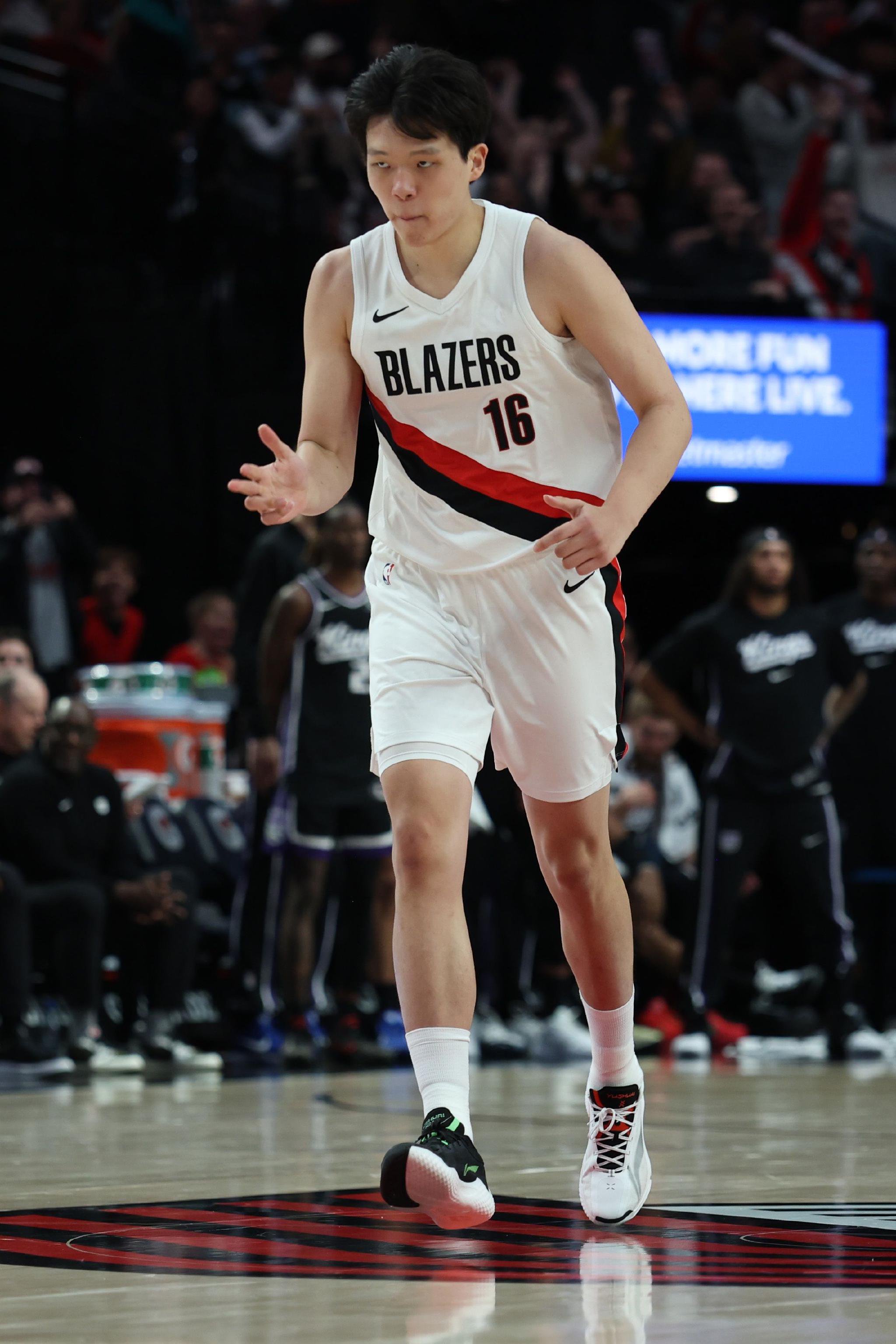 刘维伟：开拓者教练组对瀚森的发展是满意的 他们有长期培养计划