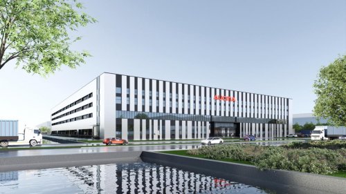 筹建智能工厂，填补东南亚冷链空白