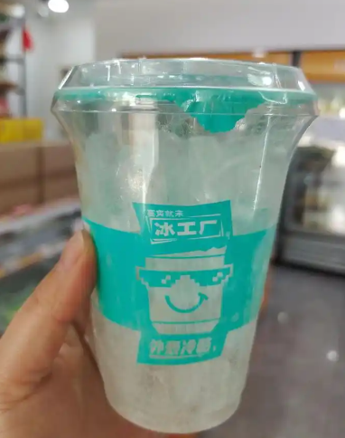 农夫山泉砸2842万悄悄扩建,2026哪个赛道大战提前打响了?