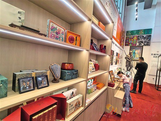 图为“莆田优品”主题专展区引人注目。