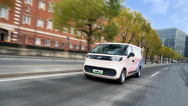 市占率第一、新能源渗透率超30% 上汽商用车五连涨背后的全面革新