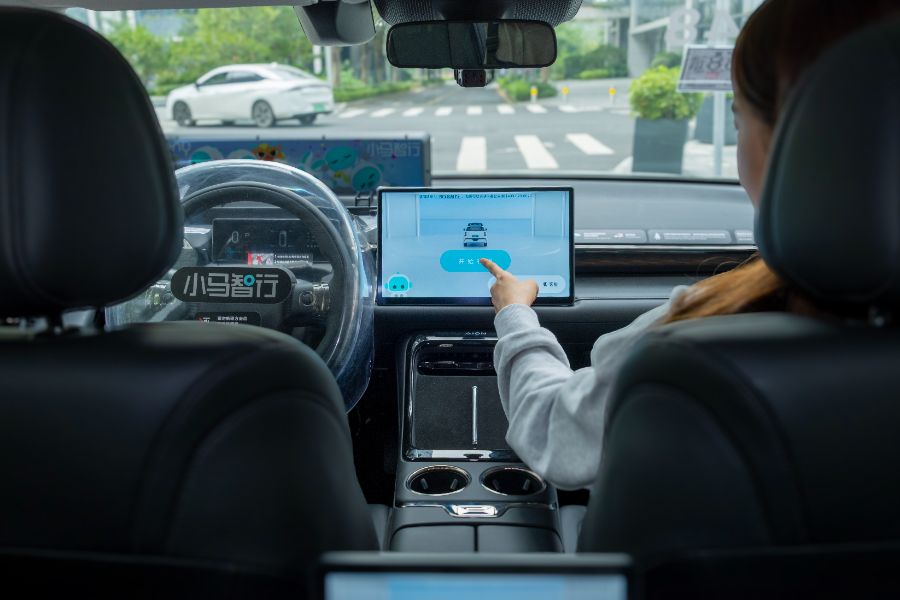 小马智行第七代Robotaxi开启广深接单，年底实现盈亏平衡