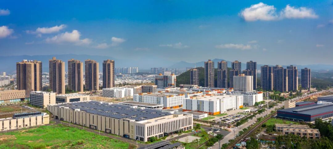 工业城（共和镇）园区俯瞰图。来源：鹤山工业城公众号