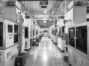 　　铂科新材惠东基地芯片电感一体成型车间 公司供图