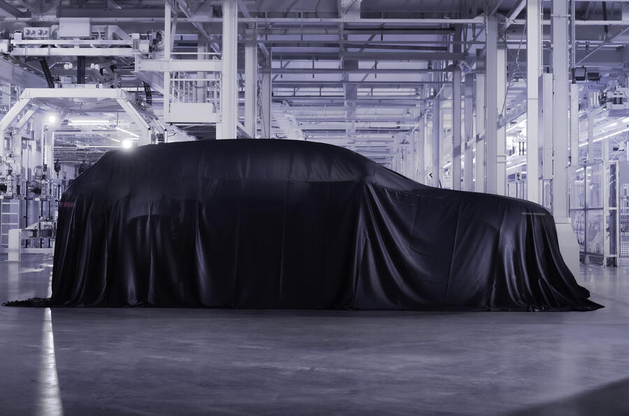 宾利预告家族首款电动汽车：像飞驰一样舒适，也像欧陆 GT 一样灵活