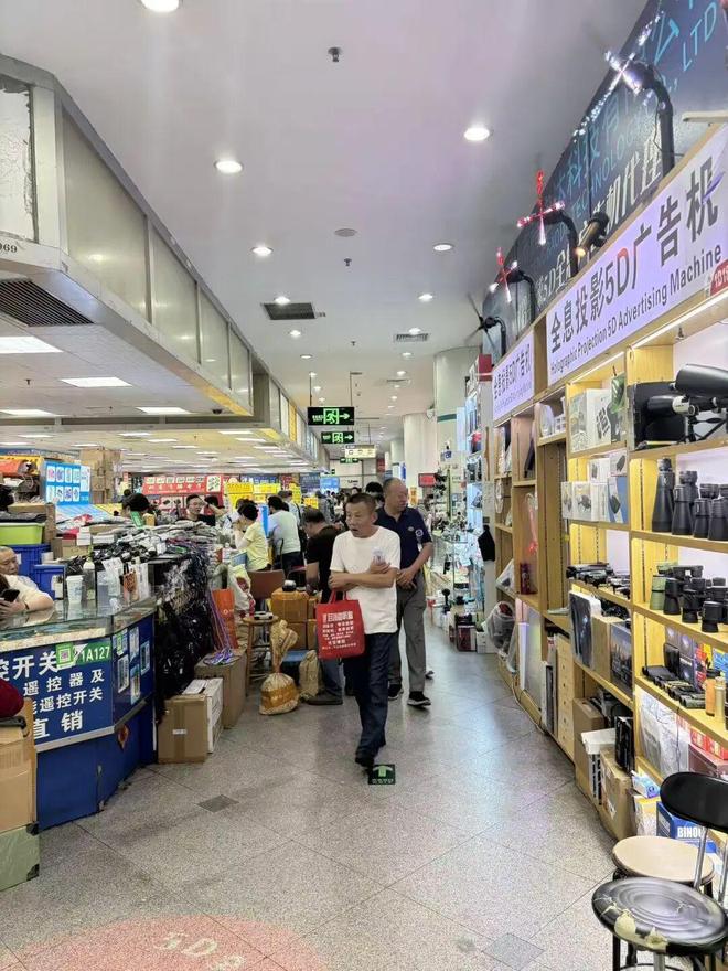 比水贝黄金市场还热闹，深圳华强北有产品翻倍涨价！商户称“每天都在涨，后面可能更贵”，但不敢囤货