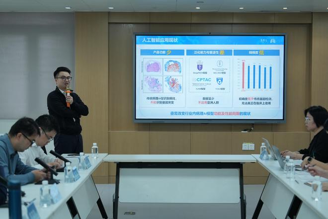 图 | 广州医科大学附属第一医院胸部肿瘤综合病区主任、广州呼吸健康研究院院长助理梁文华教授