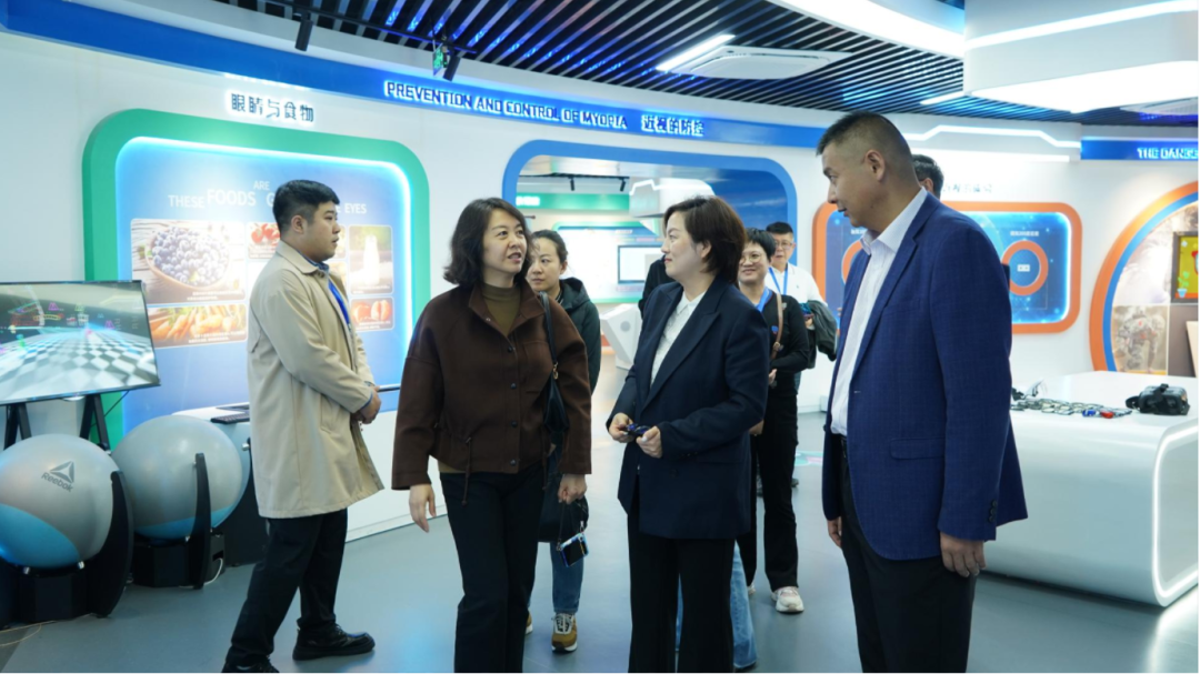 左右滑动查看参观图片