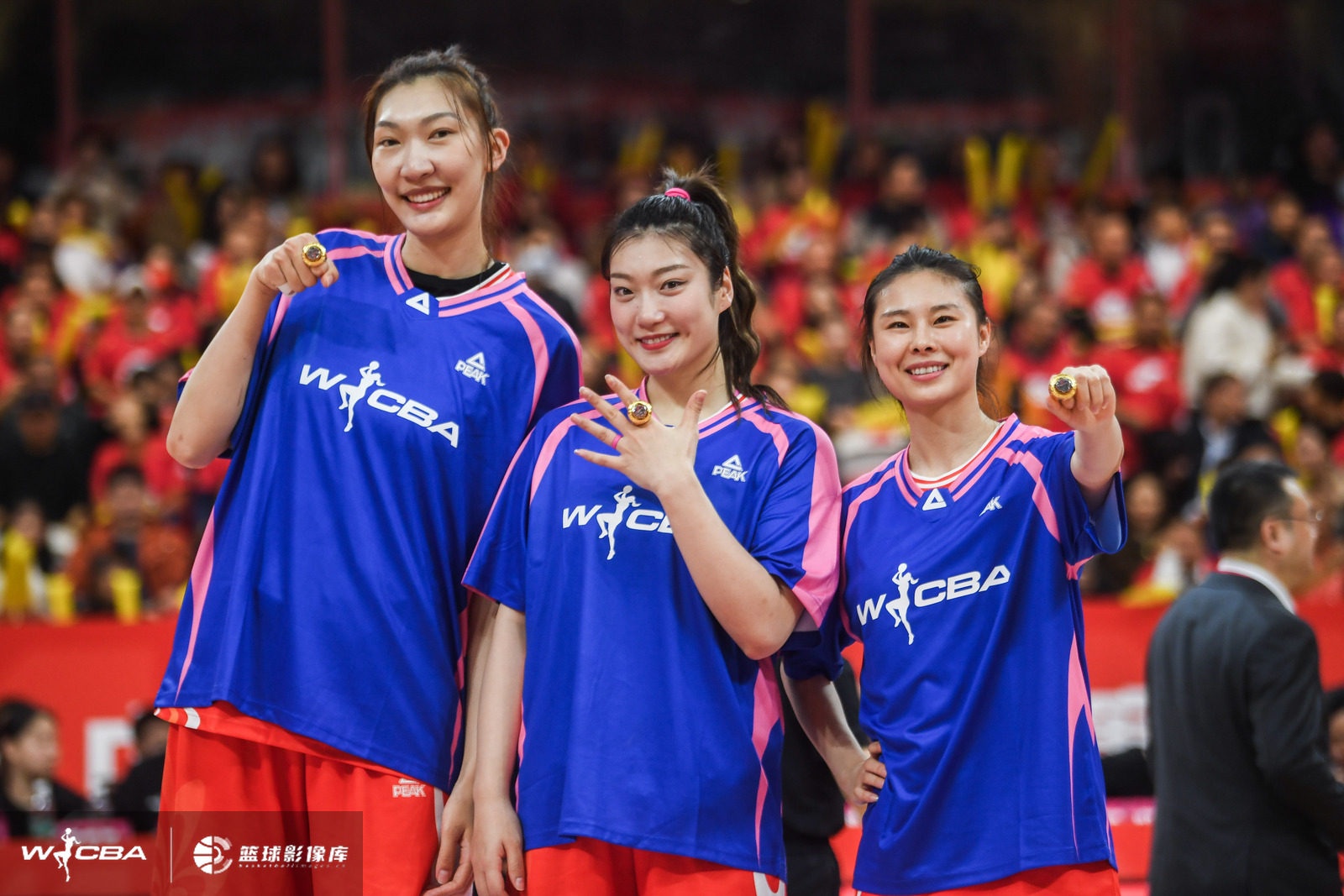 体坛周报：起底全运会“98分惨案”！四川女篮武装到牙齿争冠