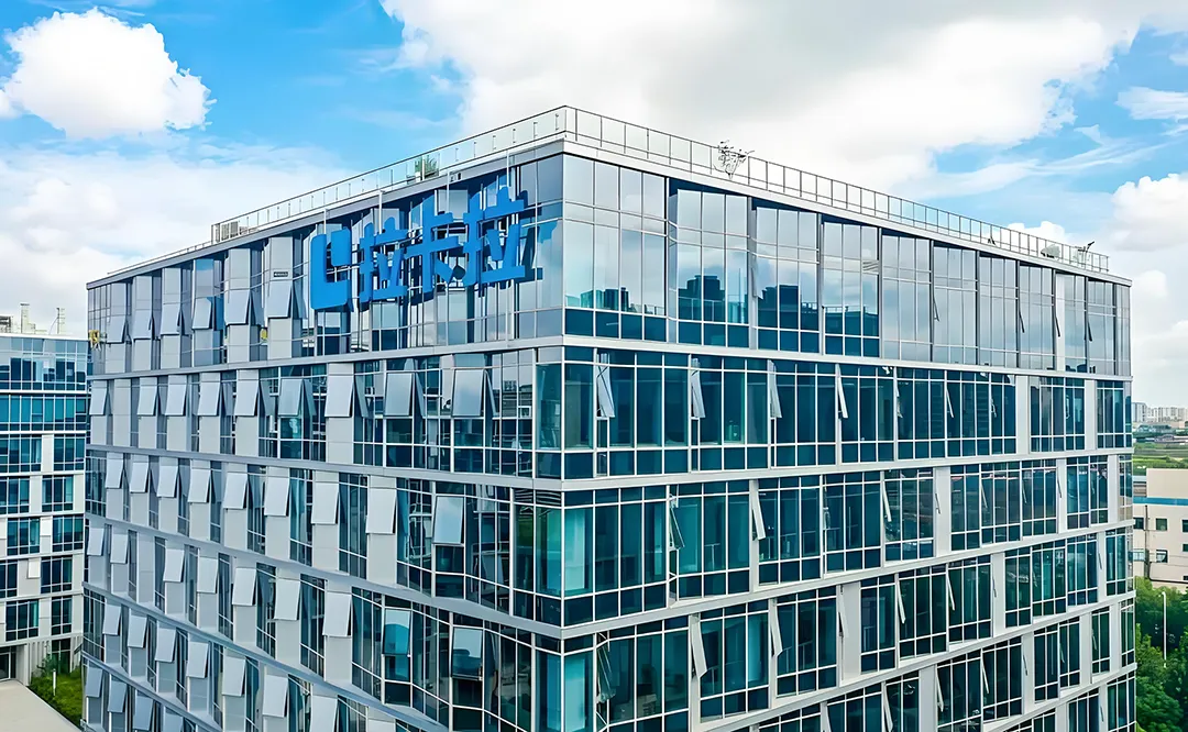 慷慨分红难留住老股东?拉卡拉赴港IPO,创始人兄弟减持套现超4亿