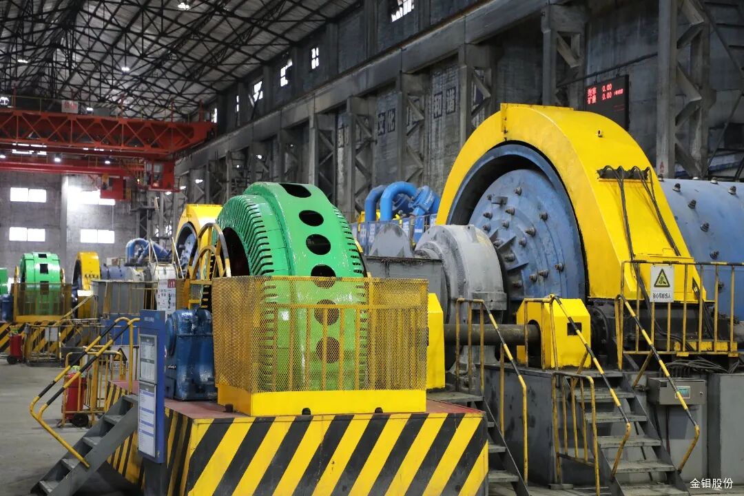 三十亩地选钼车间磨浮车间作业现场色彩化管理