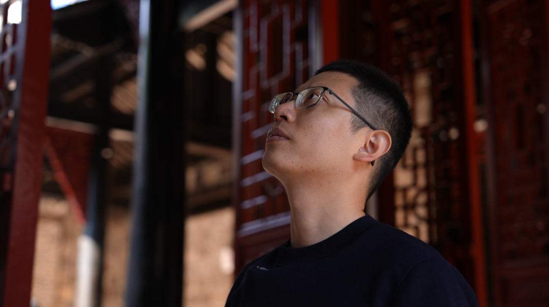 白玉川在邱家祠中