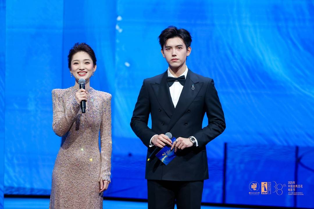 陳飛宇迎主持首戰 圖據組委會