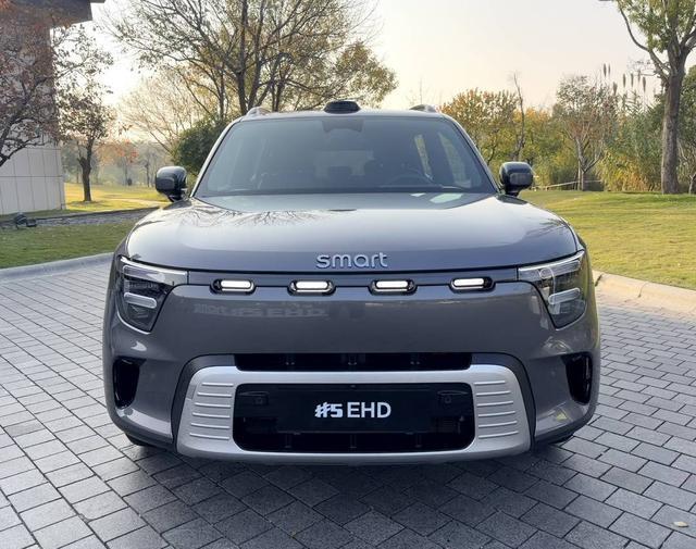 告别“小可爱” 精灵5号要在20万级豪华SUV市场“混”出名堂｜封面测试