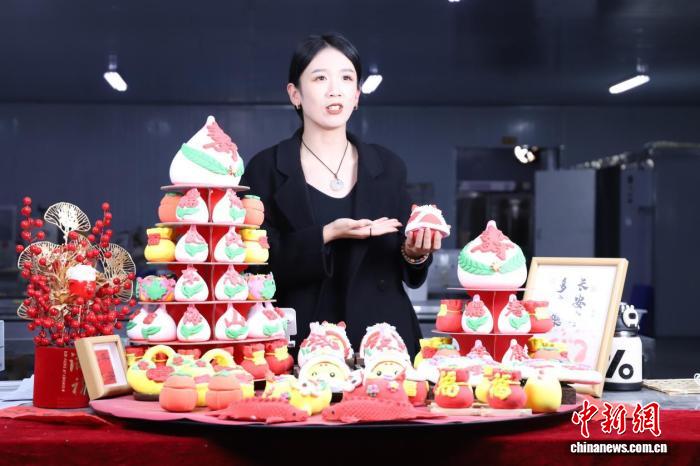 喜婆婆糕點坊直播現場。鄆城縣委宣傳部供圖