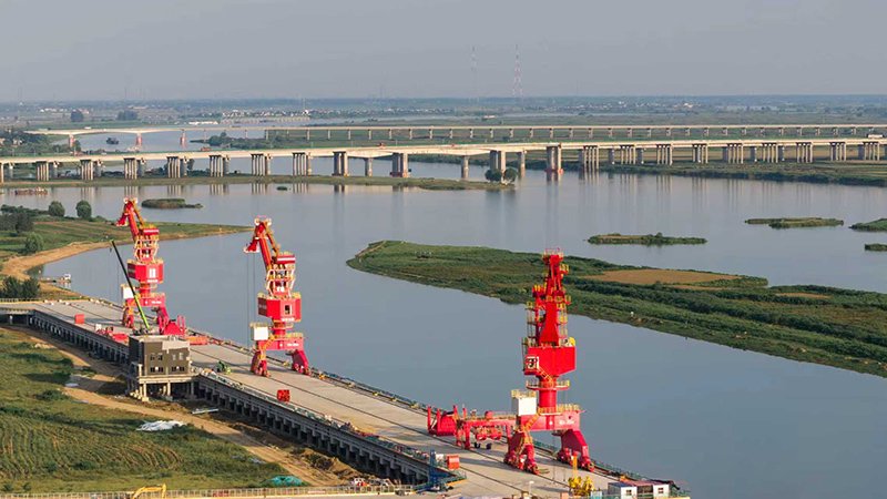 航拍建設中的南照港。劉亮攝