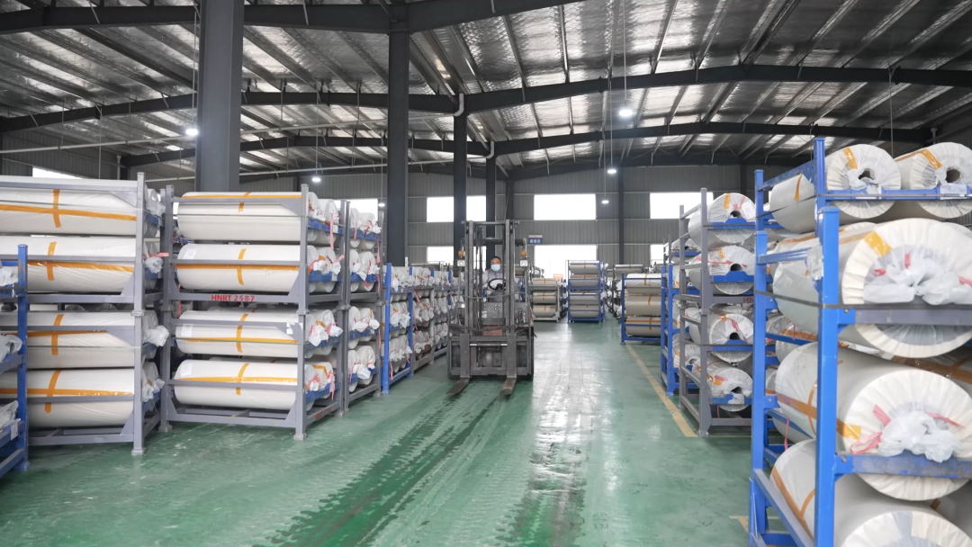 图为平江云母产业