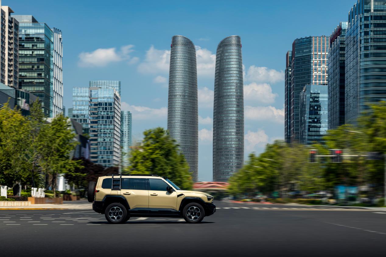 双十一闭眼冲！“智能越野第一车”猛士M817，城野通吃超给力！