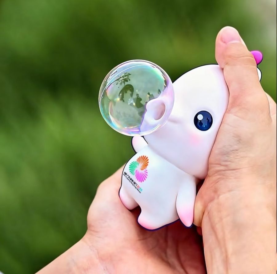 十五运会解压吹泡泡挂件。