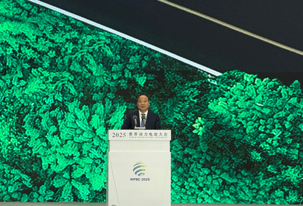 宁德时代董事长曾毓群发言 图片来源：每经记者 胥帅 摄