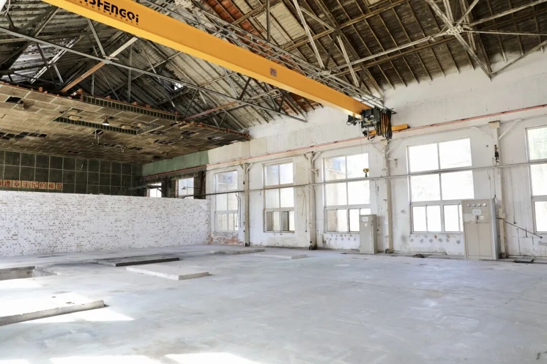 △左右滑动查看