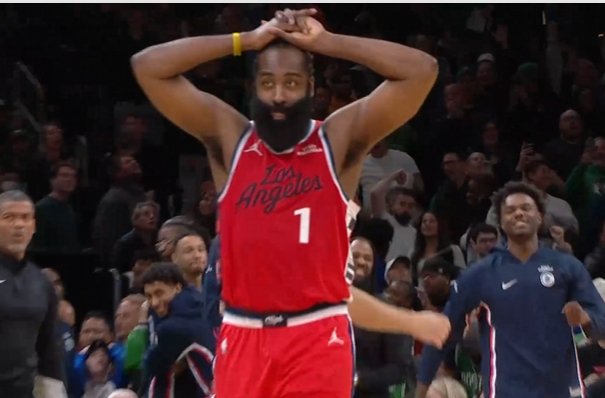 险些封神！哈登最后19秒已连得9分 完美战术压哨出手弹筐而出