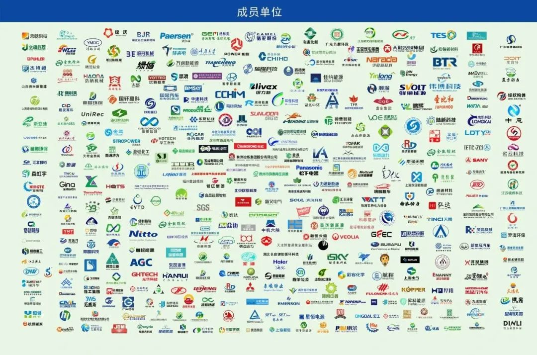 前10月国内电池装车量578GWh：磷酸铁锂“攻占”八成份额