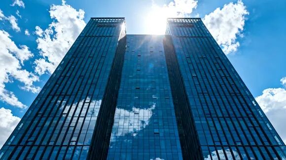 华夏幸福重组了2000亿债务 但被417万工程欠款“绊倒”？