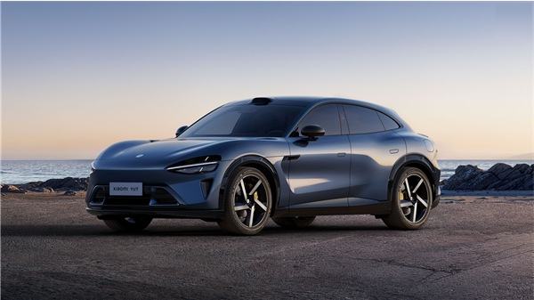 雷军做对了什么！小米YU7靠什么让年轻人等一年：这些原因你能get到吗