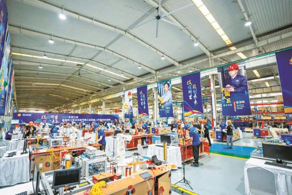 2025年浙江省省级职工职业技能竞赛工业机器人系统运维员赛项。