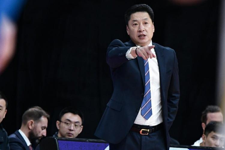 朱芳雨to李春江：澄清一下 我当时不可能叫‘老李’ 都叫‘李导’