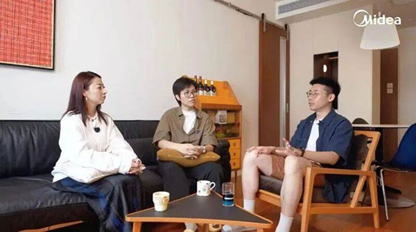 ▲《设计好空气》《空气美学设计“侦探”》视频栏目拍摄花絮