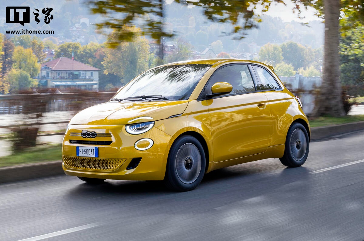 菲亚特新款 500 Hybrid 小车发布：64 马力混动系统，6 速手动变速箱