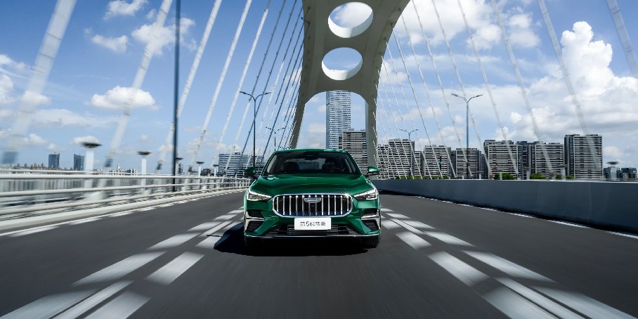 首个完成五代进化的自主轿车 吉利帝豪坚守燃油市场