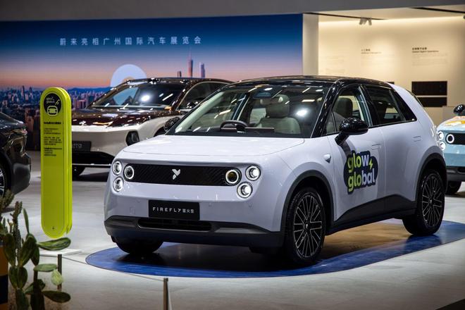 蔚来李斌：firefly萤火虫国内达成3万台交付里程碑