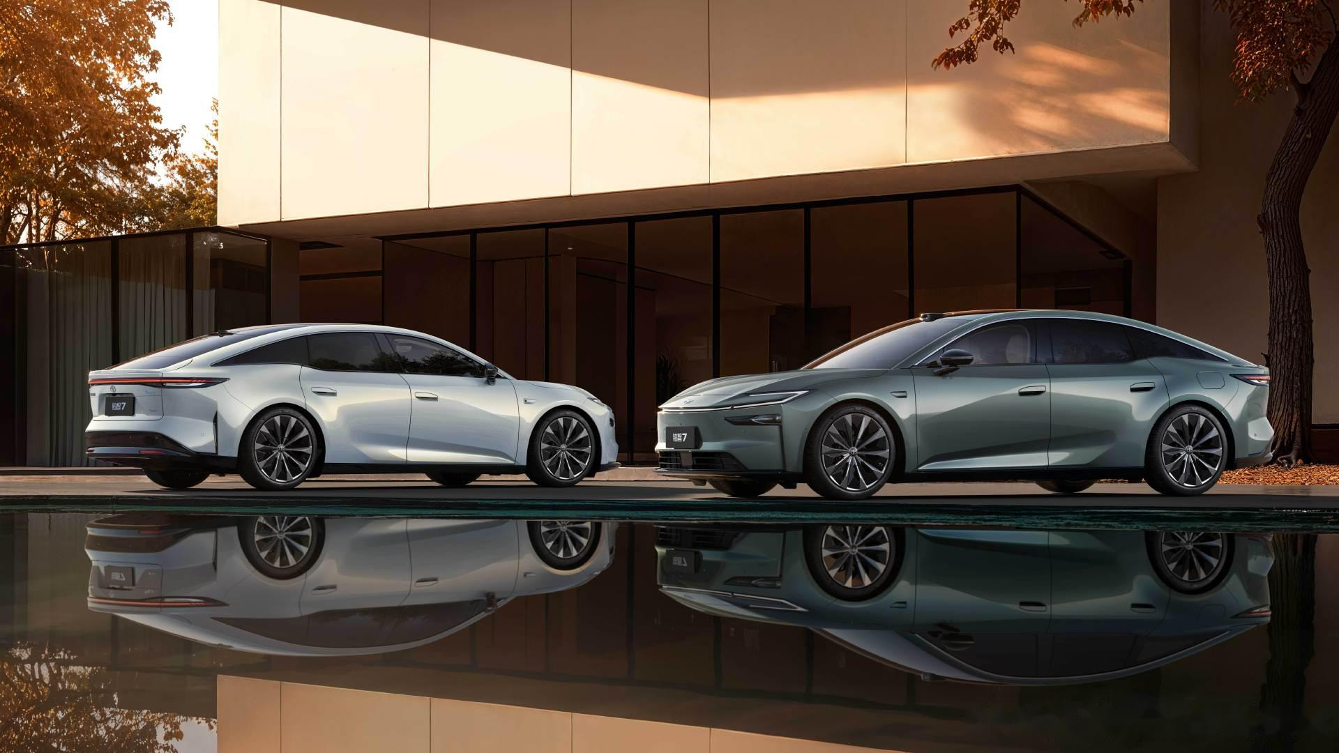 广汽丰田发布搭载鸿蒙座舱铂智7新车 首创“厂家三担责”政策