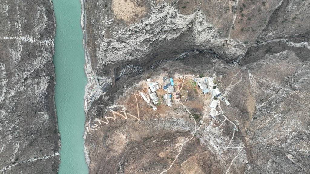 四川自然资源这五年②：深山里的彝族村“出圈”了丨经济观察