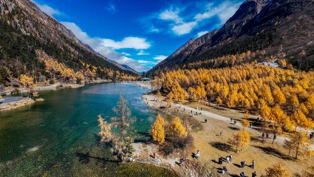 盘中涨停！四川文旅龙头拟收购毕棚沟公司34.3%股权，“牵手”大九旅集团共同运营