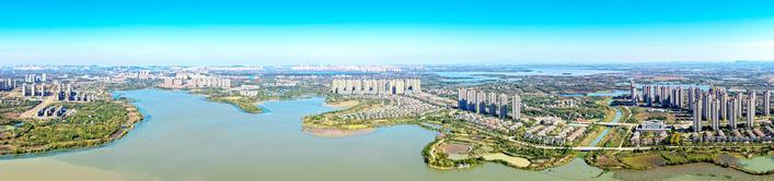 华容区红莲湖。 （肖运泉 摄）