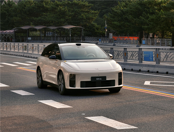 你会选哪种 理想i6欣旺达电池版提车周期大幅减少：还送额外延保