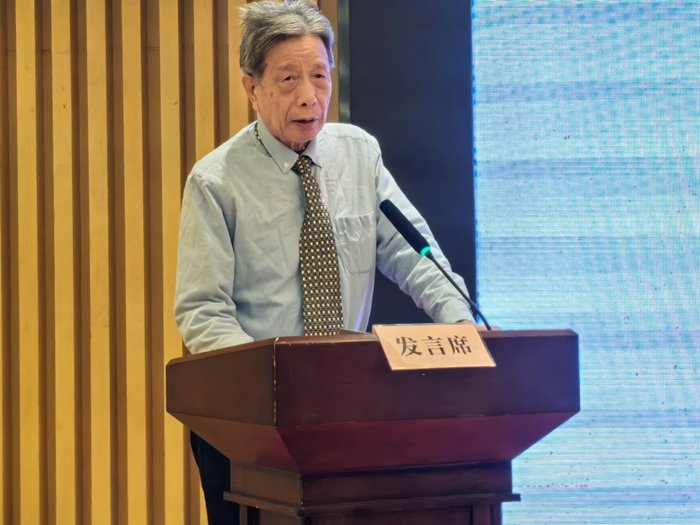 中国化工企业管理协会名誉会长王印海