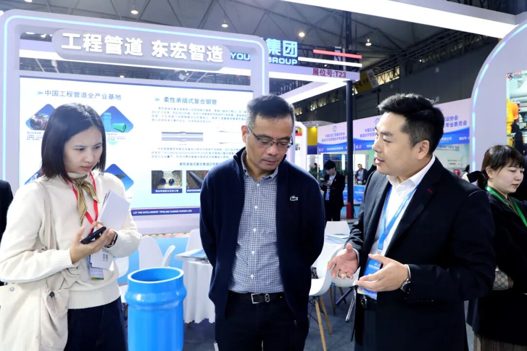 滑动查看更多图片